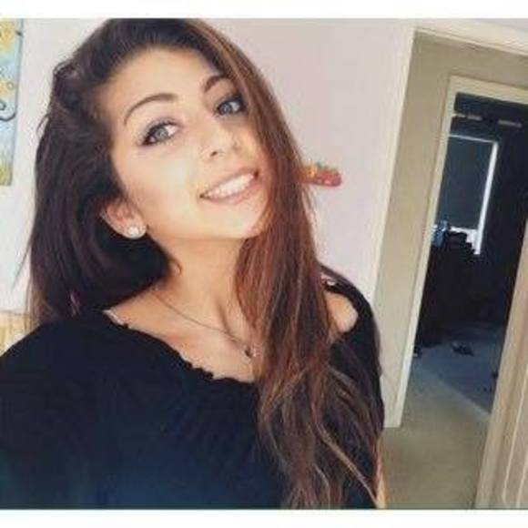 Meet your Posher, Christina