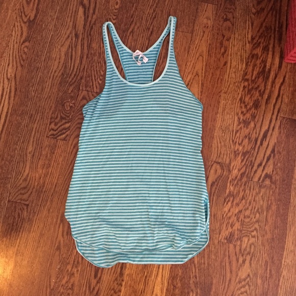 LULULEMON TANK!