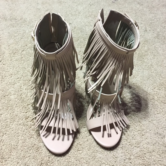 Fringe heels SOLD