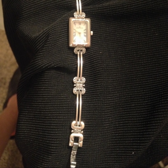 Anne Klein watch - Picture 4 of 4