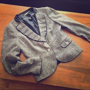 Classic gray blazer!