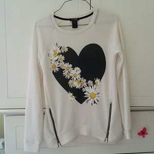 cream daisy sweater