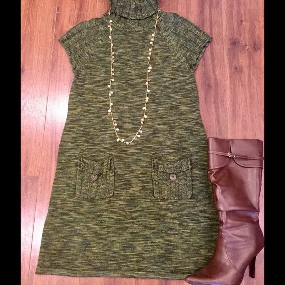 🍂 Olive Calvin Klein Sweater Dress🍂