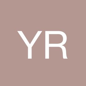 Meet your Posher, Yolanda