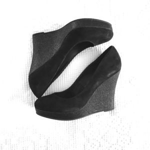 Fergalicious Black sparkle wedges