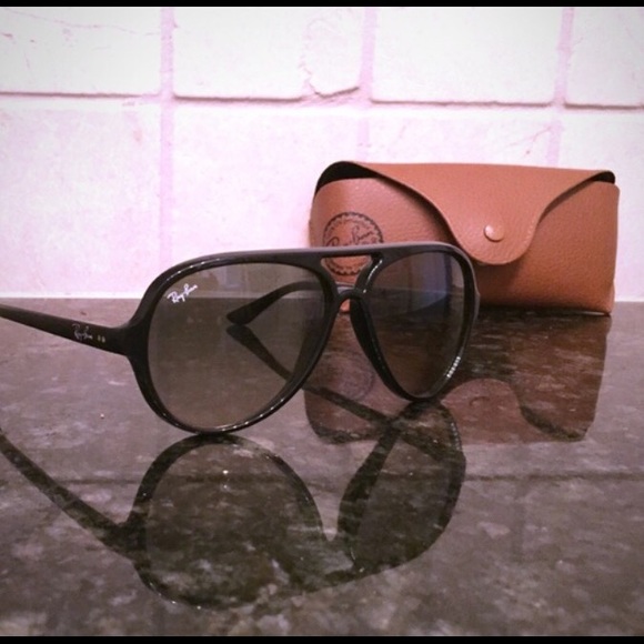 Aviator Raybans