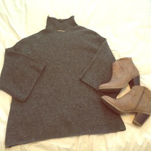 Forever21 Contemporary sweater