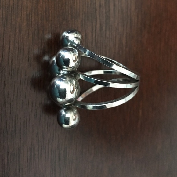 Woman's Ring