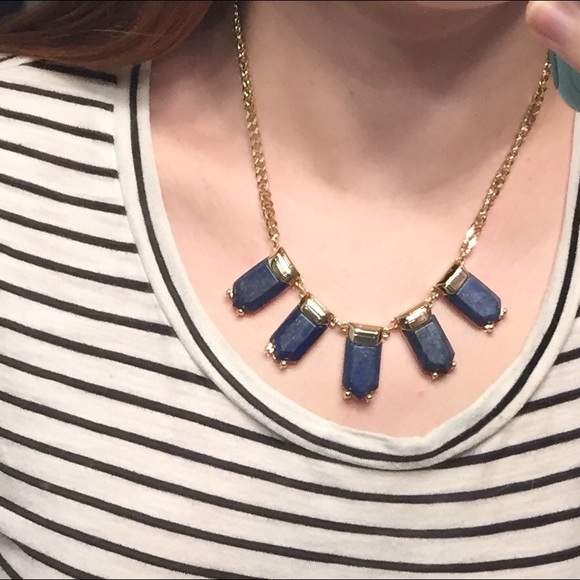 LOFT Jewelry - • Gorgeous blue stone necklace •