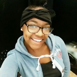 Meet your Posher, Phiness