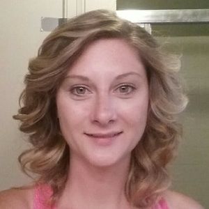 Meet your Posher, Laci