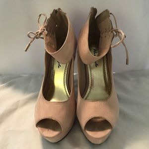 Nude Platform Peep Toe heels