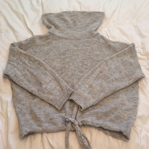 H&M cropped sweater - Picture 2 of 4