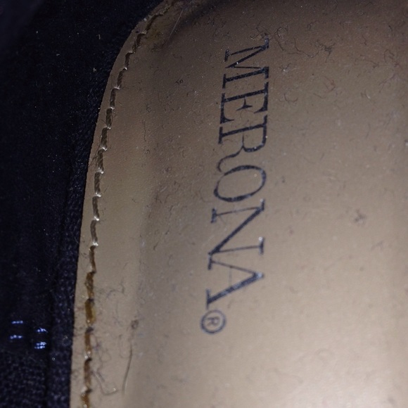 Striped shoes - Picture 2 of 3