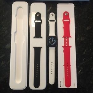 Apple Watch 7000 series space grey aluminum
