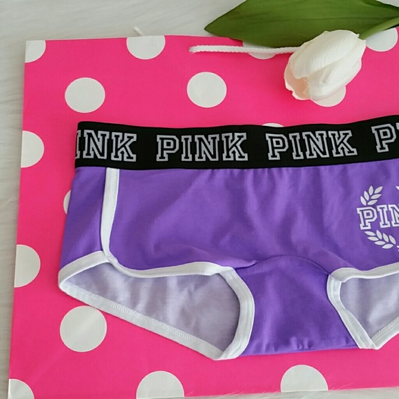 New Pink Vs Logo Boyshort Size Xs never worn. - Picture 2 of 4