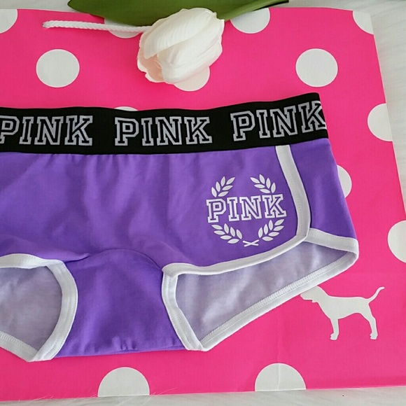 New Pink Vs Logo Boyshort Size Xs never worn. - Picture 3 of 4