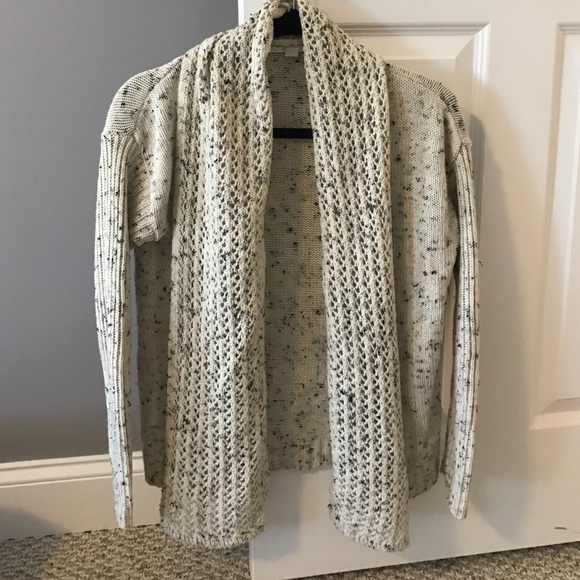 Sweater - Picture 1 of 1