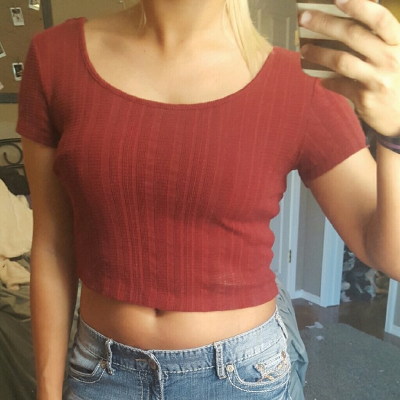 Red crop top