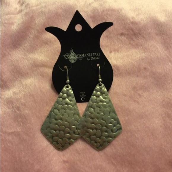 The cleopatra earrings for the queen within - Picture 1 of 1