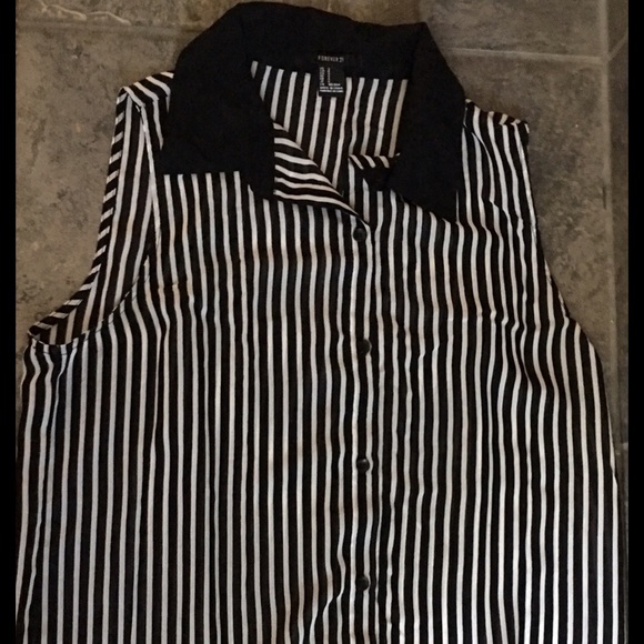Black and White striped collar dress shirt - Picture 1 of 1