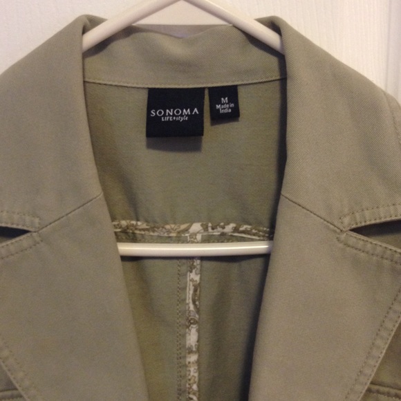 Spring jacket - Picture 2 of 3