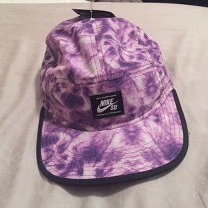 NWT Nike SB Purple Tie Dye 5 Panel Hat