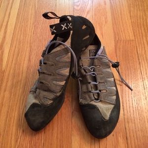 5.10 five ten Siren climbing shoes