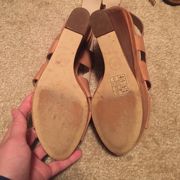 Michael Kors wedges - Picture 3 of 4