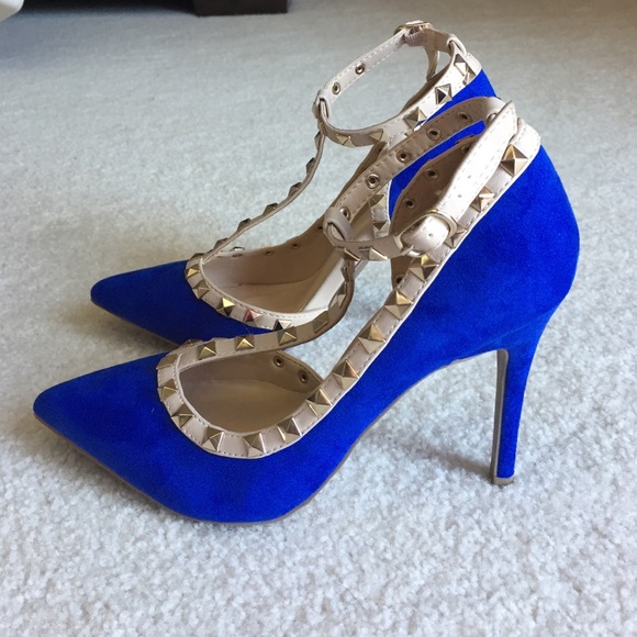 Beautiful blue suede pumps - Picture 2 of 4