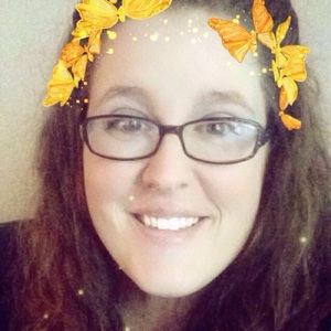 Meet your Posher, Caitlin