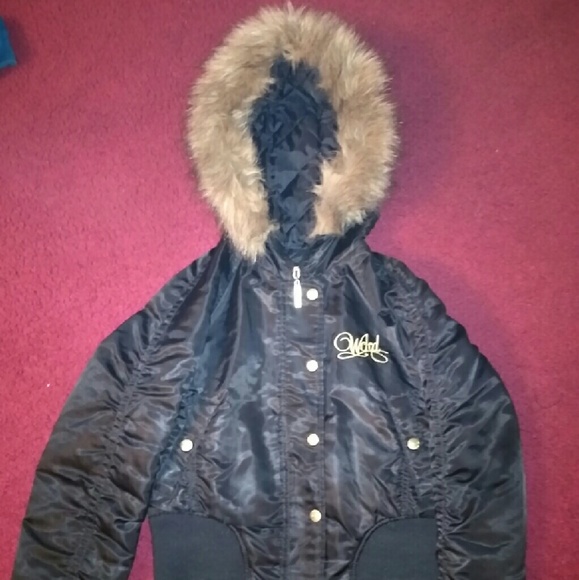 Jacket - Picture 1 of 3