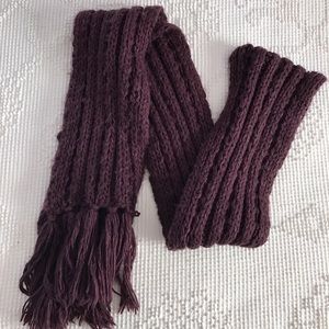 Purple knit scarf