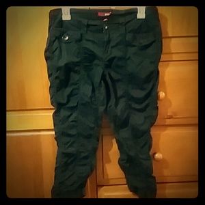 Bongo stretchy  capris