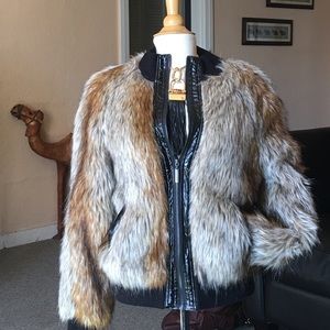 Medium Faux Fur Vertigo Jacket❣️