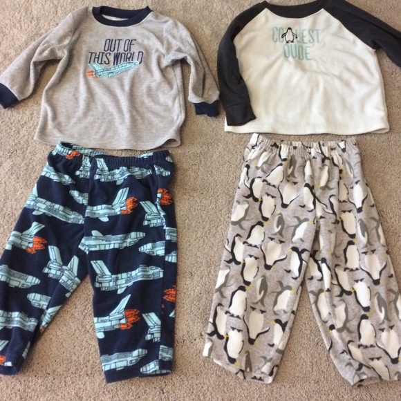 Carter's Other - Carters 18 month fleece pajamas