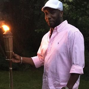 Meet your Posher, Guy