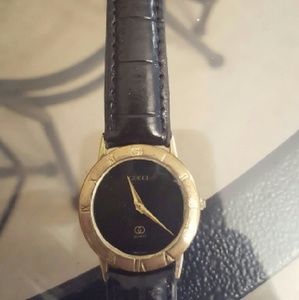 Gucci unisex vintage 90's watch WORK!!new Battery
