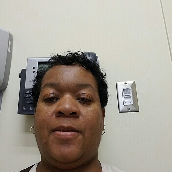 Meet your Posher, Lakisha