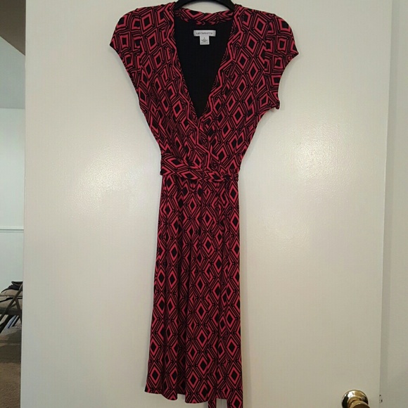 So cute! Liz Claiborne faux wrap print dress VGUC