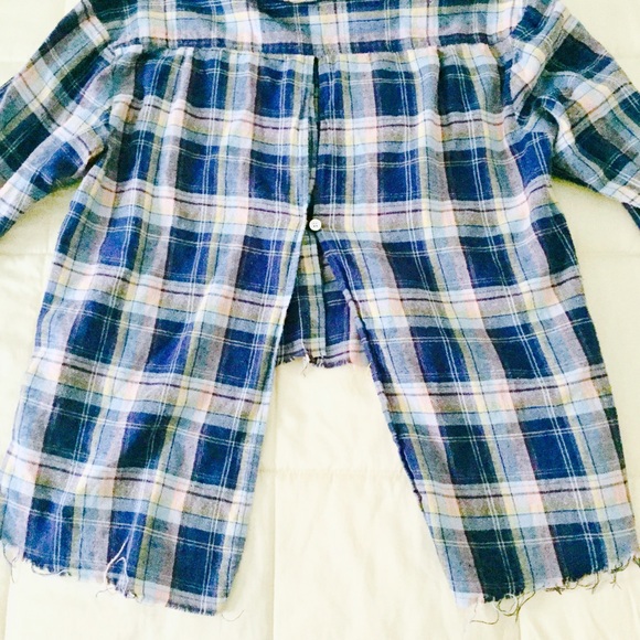 Distressed plaid shirt - Picture 3 of 3