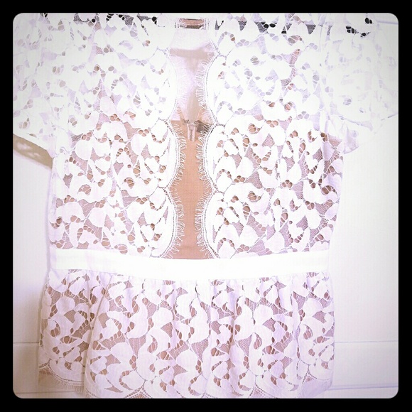 Bcbg lace peplum blouse