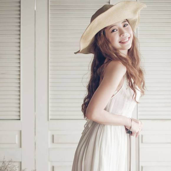 Meet your Posher, Flavia