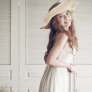 Meet your Posher, Flavia