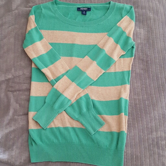 Old Navy Sweater - Picture 2 of 4