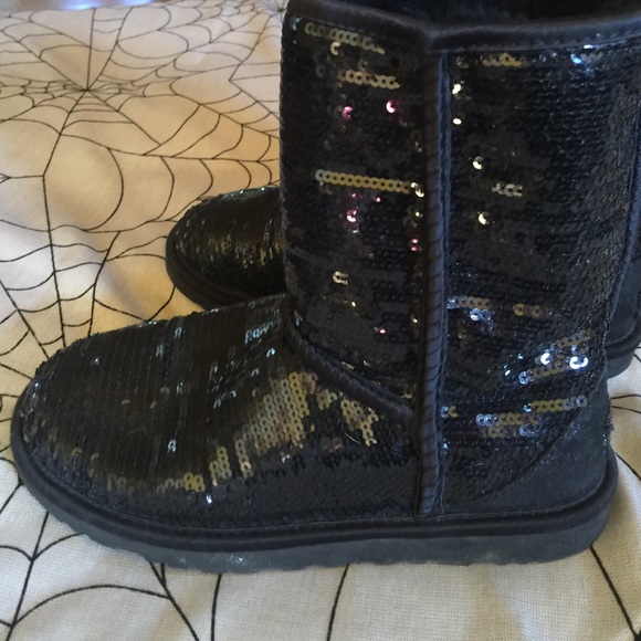 sequin uggs size 5 sequin uggs size 5