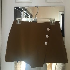 Mustard skirt/shorts