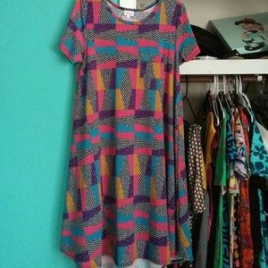 Lularoe Carly medium