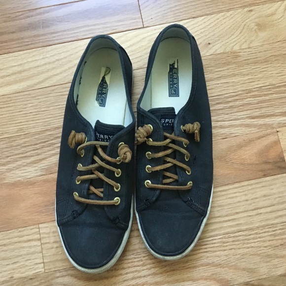 Navy Sperry topsider sneakers