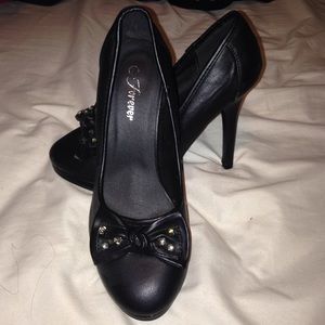 Forever 21 black high heels